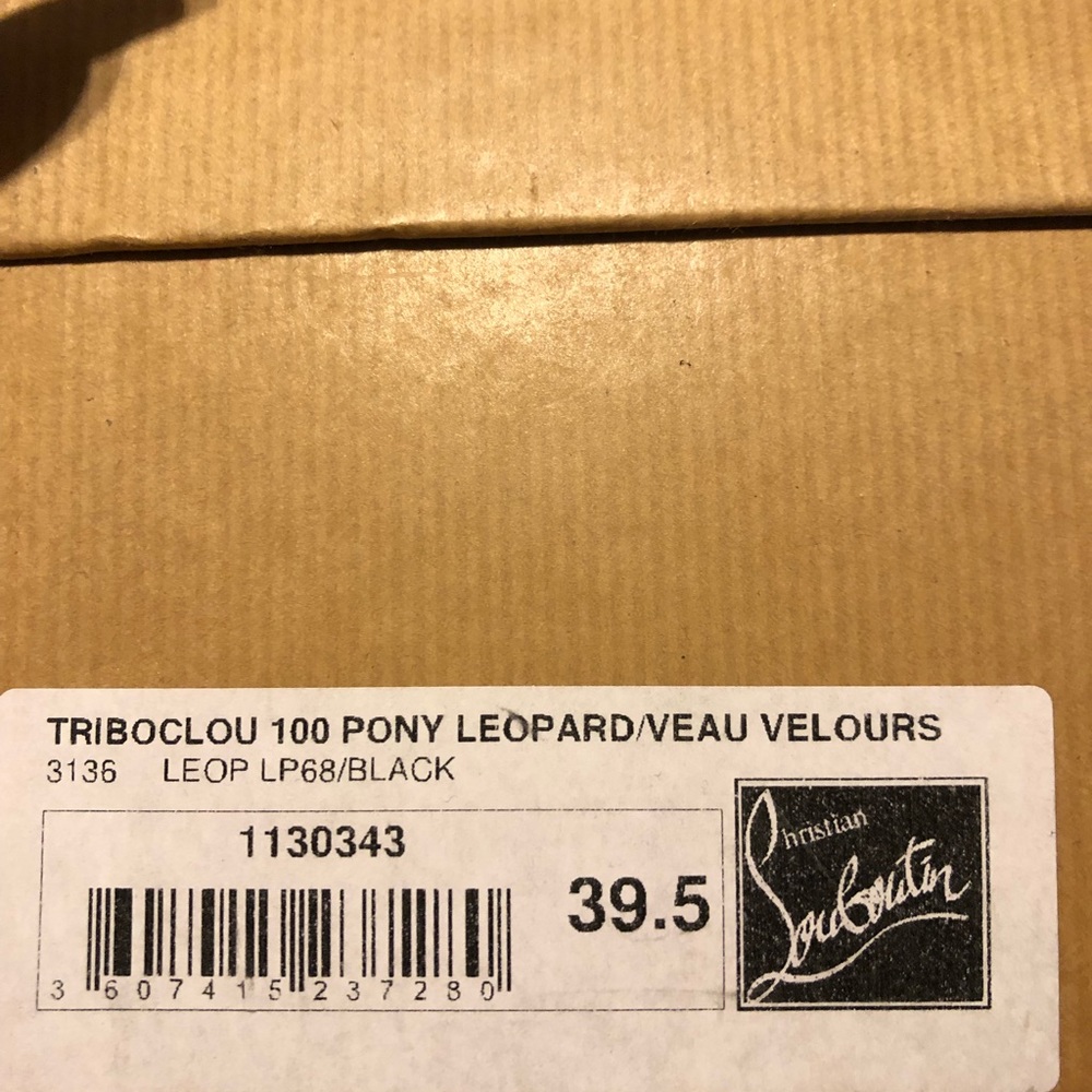 💯 Authentic Christian louboutin/Taken best offer - Picture 2 of 5